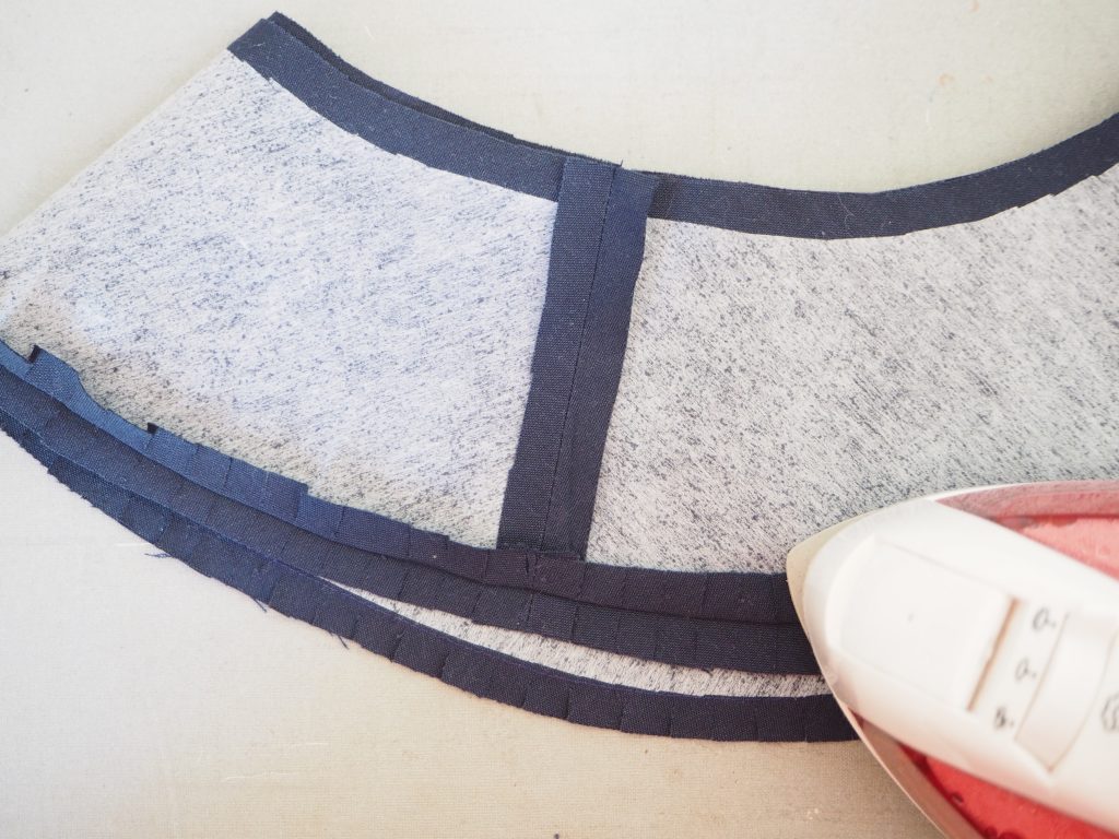 簡単シンプル。日焼け対策に！大人用のバケットハットの作り方-ブリム縫い代割り｜ハンドメイド初心者のための洋裁メディア縫いナビ｜丸石織物