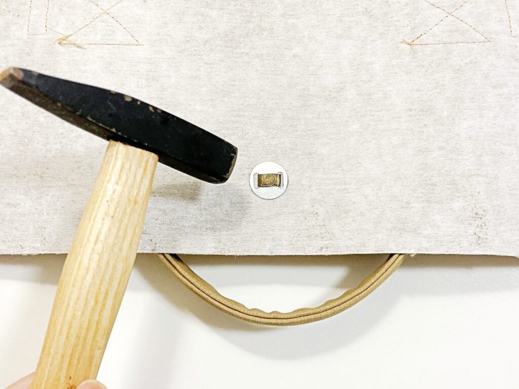 【オリジナル型紙】10-034-A スクエアミニトートバッグ、10-034-B スクエアトートバッグの作り方|割り足を折る|ハンドメイド初心者のための洋裁メディア縫いナビ|丸石織物