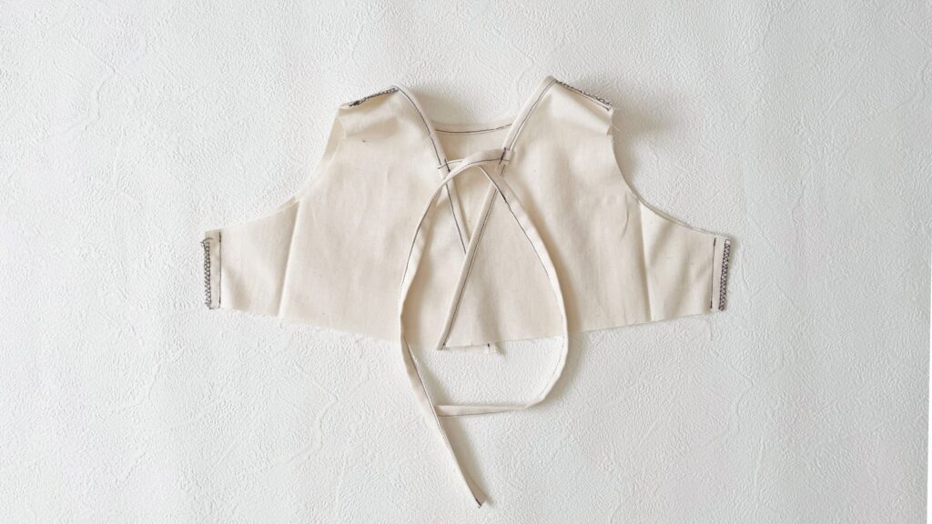 身頃の脇を縫う｜森のワンピース｜ハンドメイド 初心者のための洋裁メディア縫いナビ｜丸石織物｜作り方